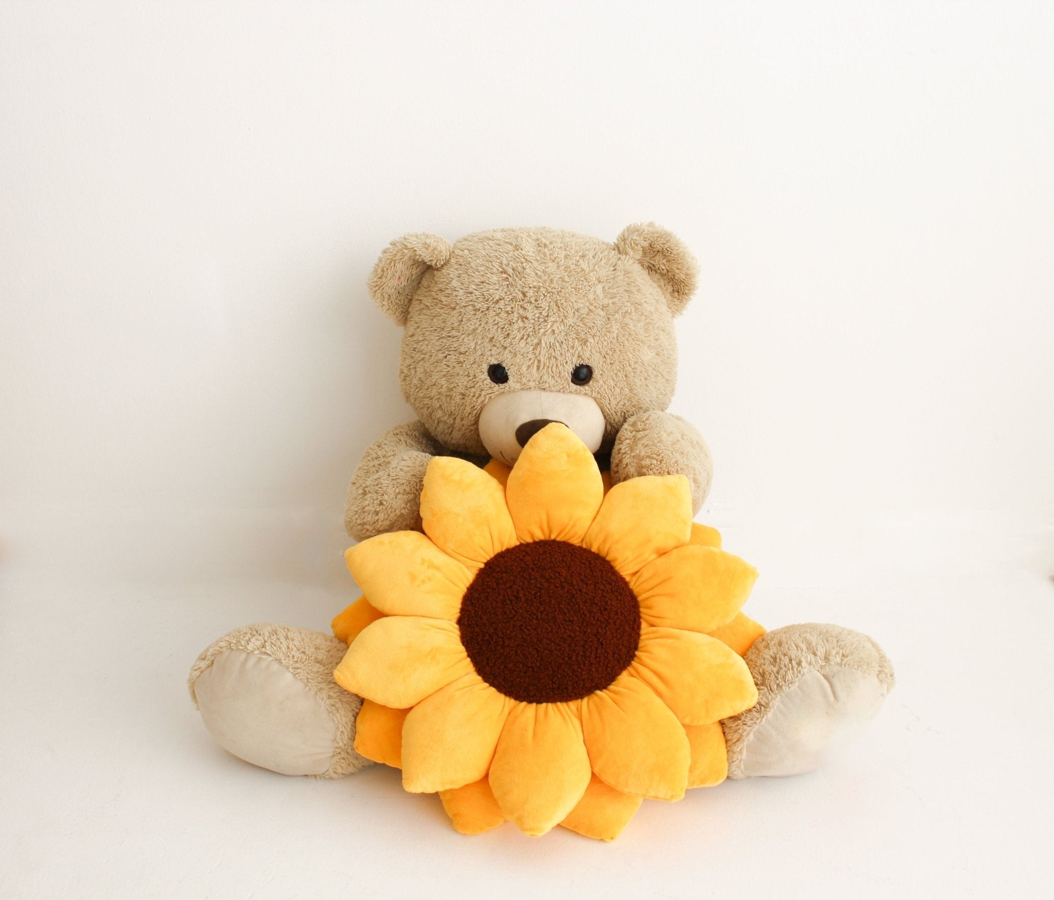Flower Pillows - Green Philosophy Co.