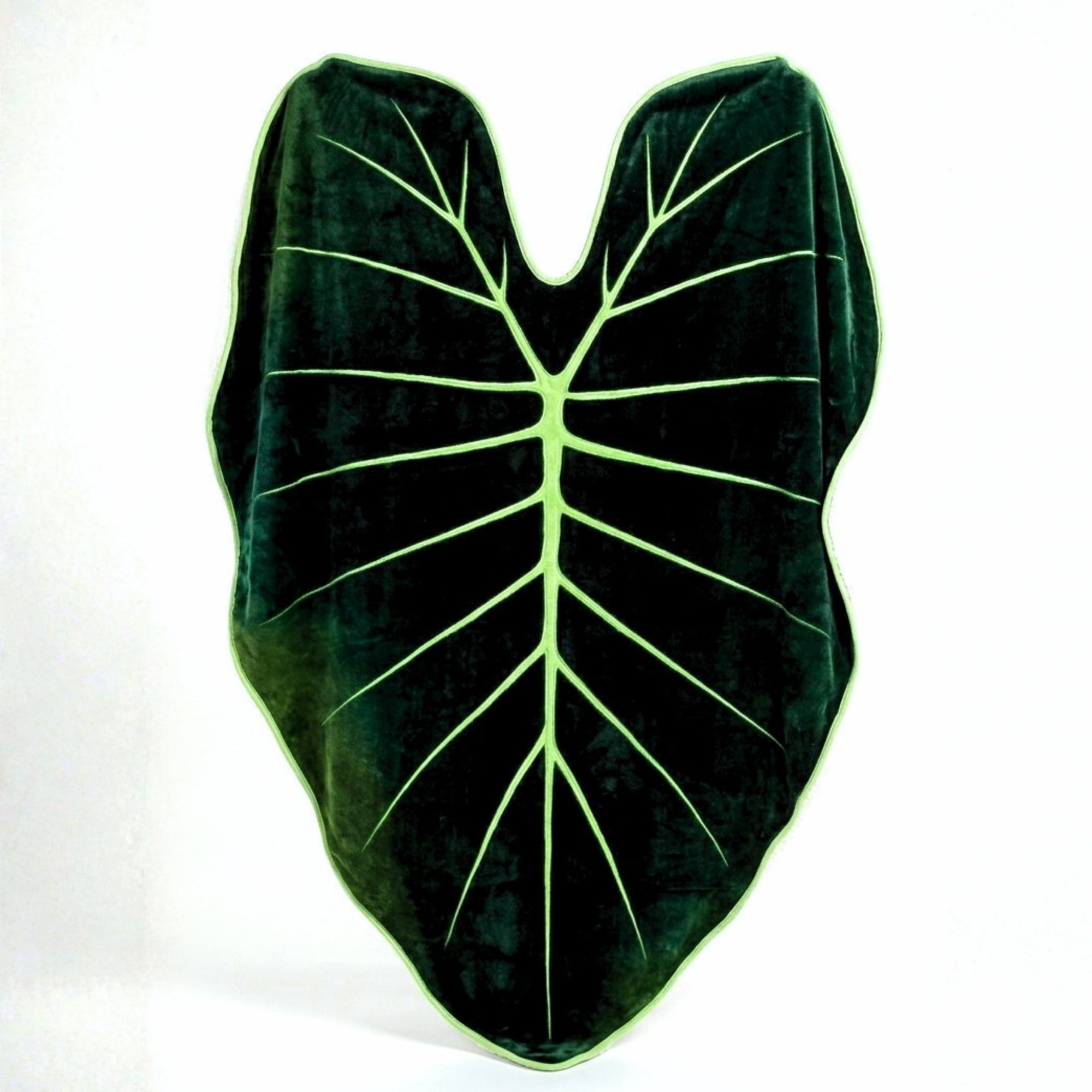 Giant Leaf™ Blanket - Regal Shield - Green Philosophy Co.
