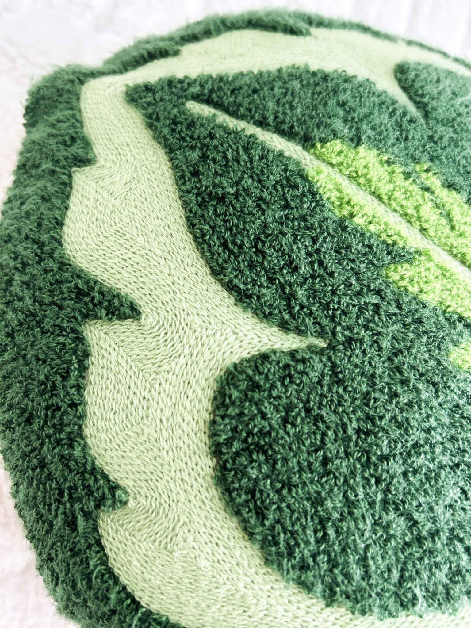 Tufted Calathea Medallion Leaf Pillow - Green Philosophy Co.